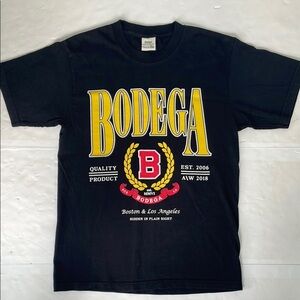 Bodega Black and Yellow Short Sleeve Graphic Tee Small